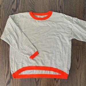 Ladies stretchy knit top has never